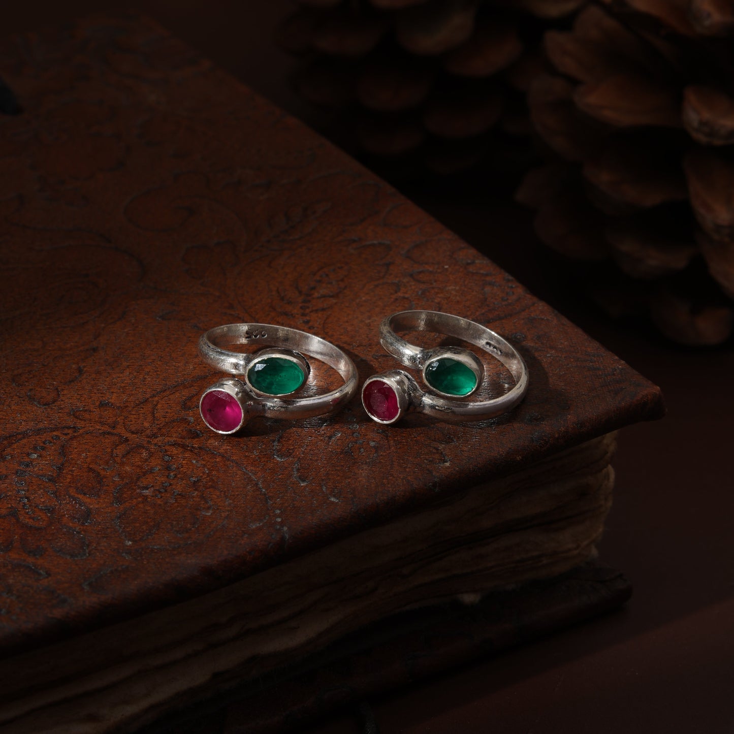 Sterling Silver Front Open Red and Green Toe Ring