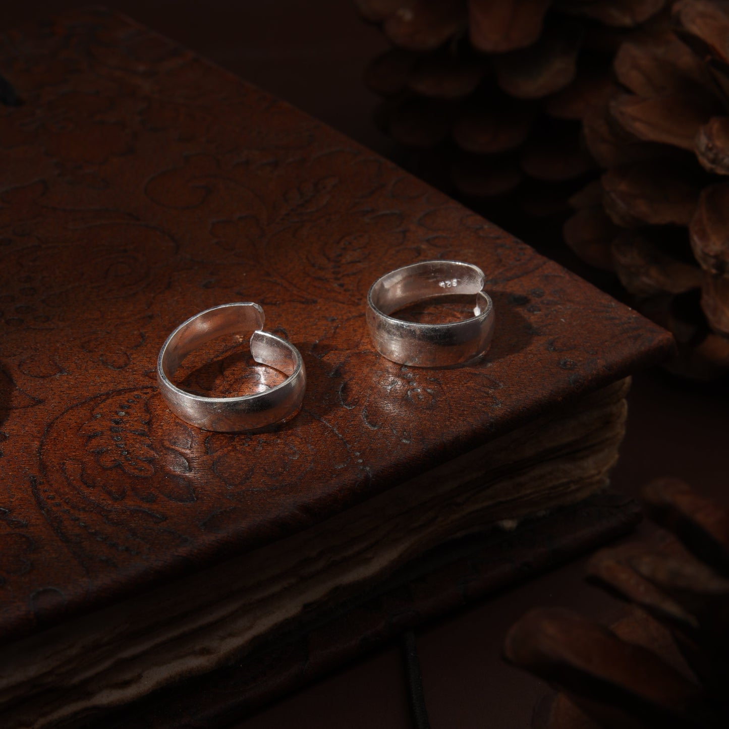 Sterling Silver Plain White Broad Band Toe Ring